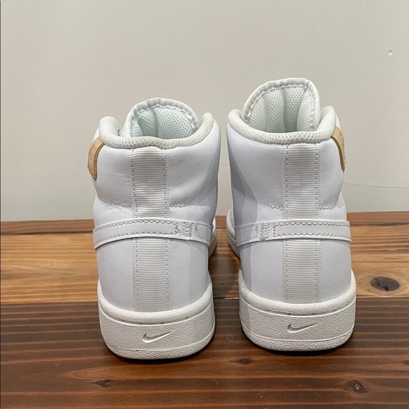 NIKE Court Royale 2 Mid Womens Shoes Size 6.5 - Picture 7 of 14